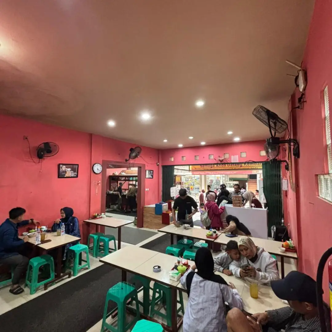 Suasana Kedai BBC 7